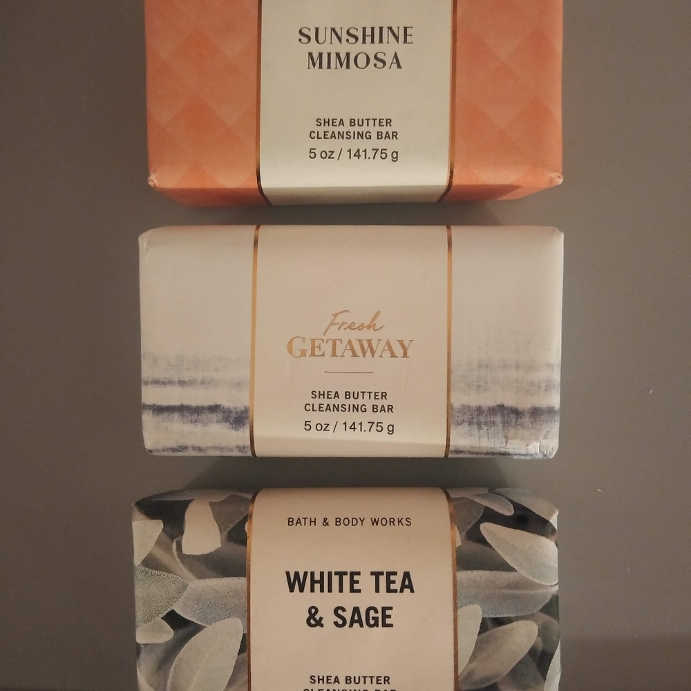 Huge Lot New Limited Edition HTF BBW Shea Butter Jumbo Bar Soaps - Picture 5 of 8